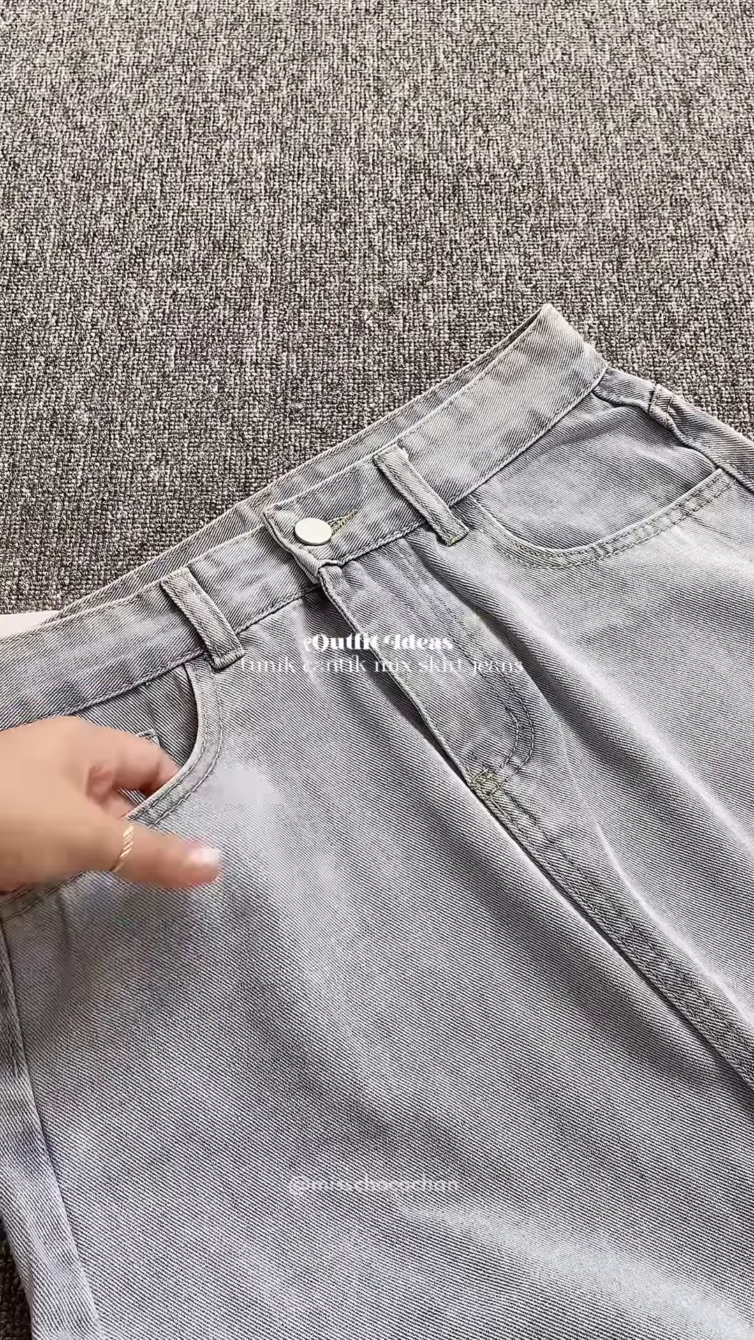 🌸 Elegant Floral Blouse & Denim Skirt Outfit 🌸 - Image 3