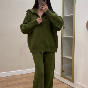Olive Cloud Co‑Ord Zip Knit Set 🌿❄️