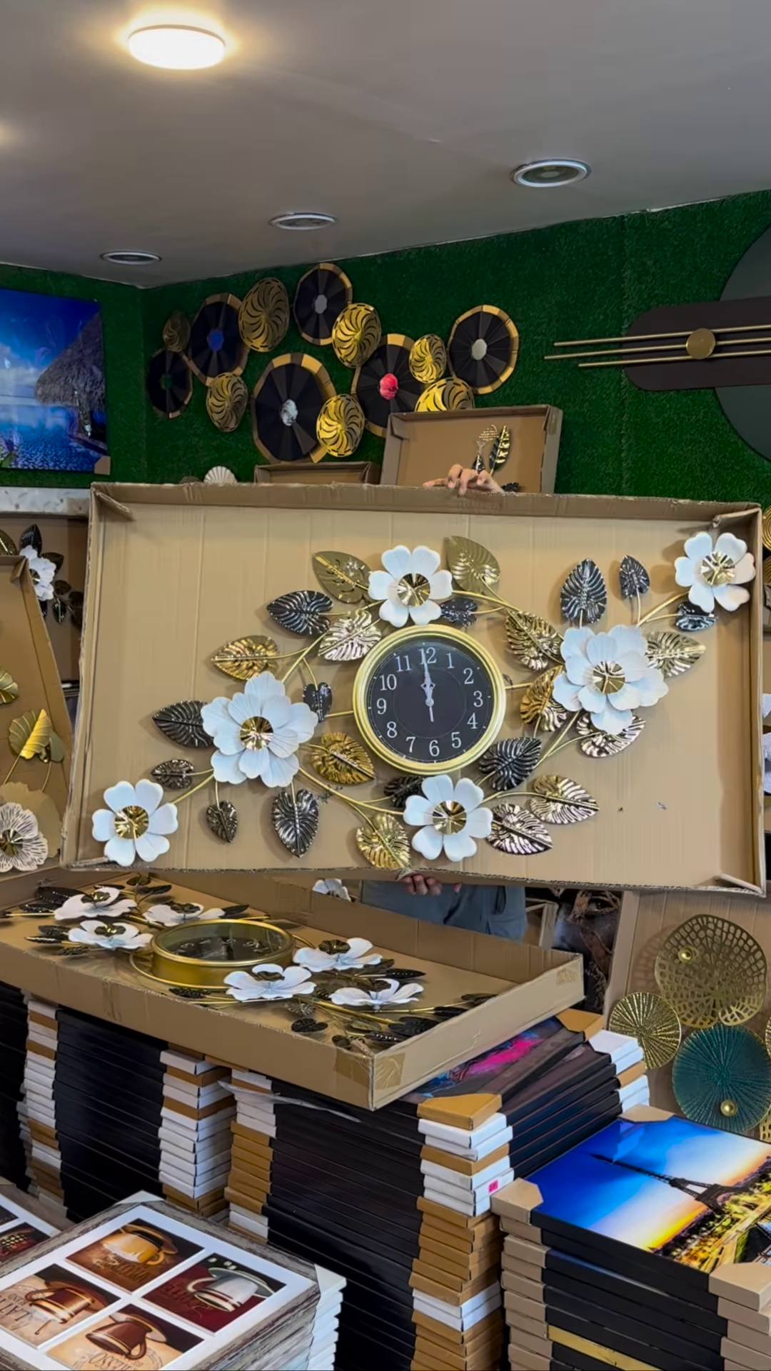 Luxury Large-Scale Floral Wall Clock with Gold and Silver Leaf Accents – Designer Home Decor Statement Piece