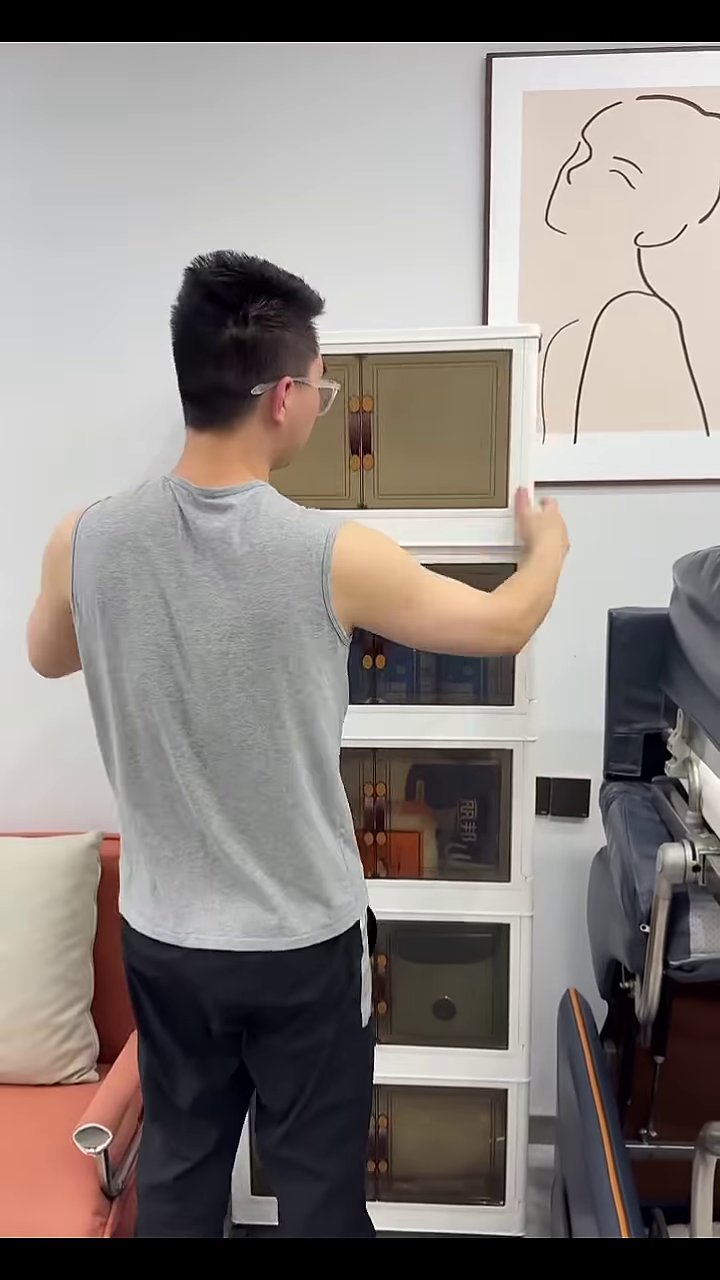 “360° Rotating Storage Rack – Your Home’s Smartest Organizer!”